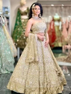The Rich Champagne Gold Bridal